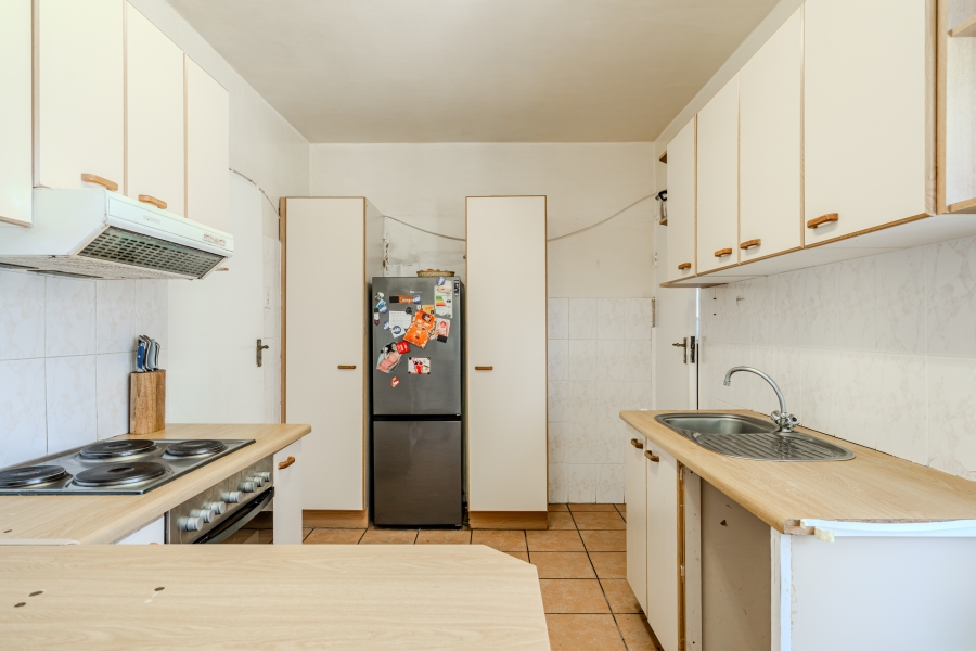 3 Bedroom Property for Sale in Three Anchor Bay Western Cape